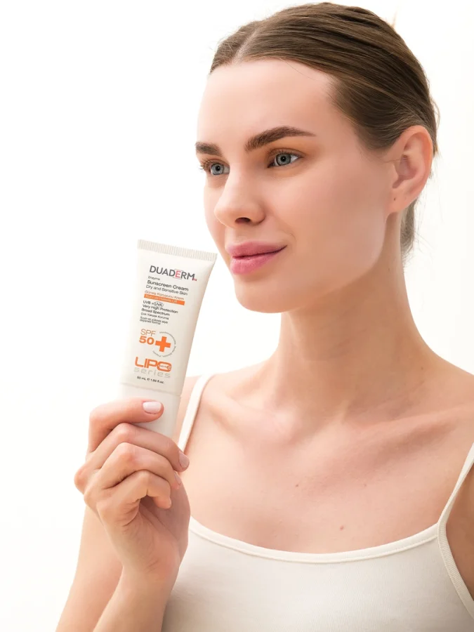 GÜNEŞ KORUYUCU KREM KURU VE HASSAS CİLT SPF50+ - 7